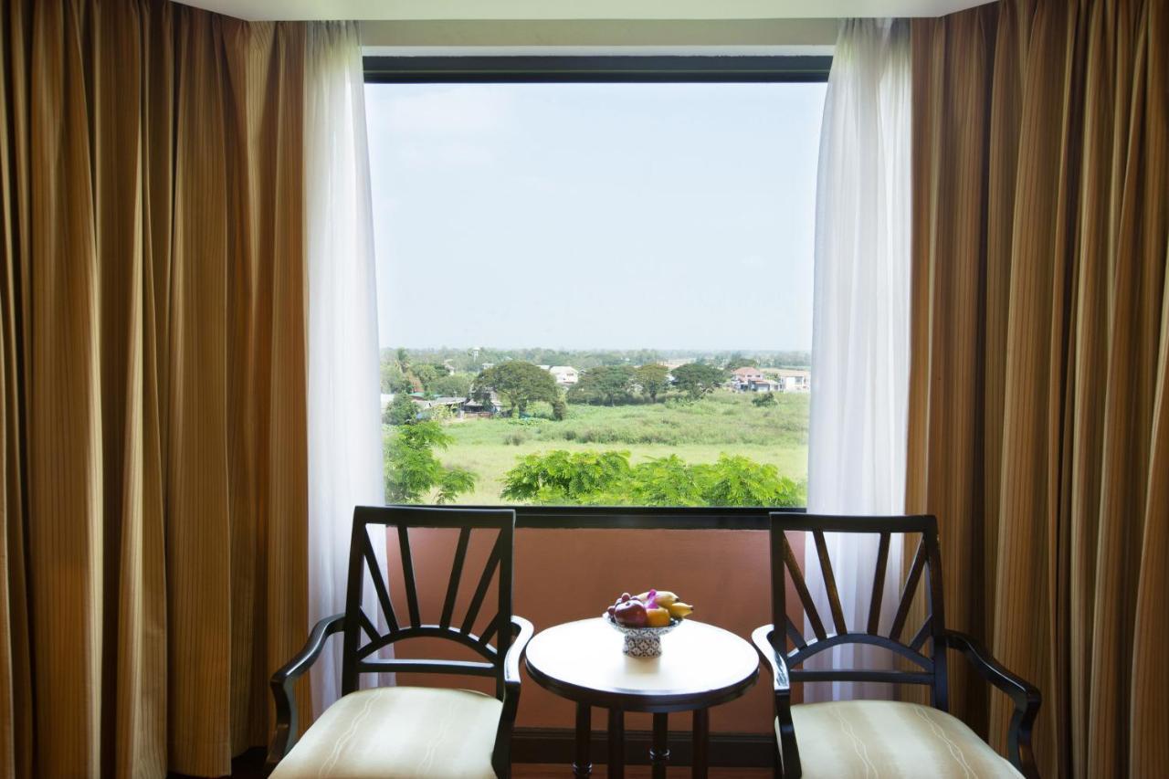 The Imperial Hotel & Convention Centre Phitsanulok Eksteriør billede